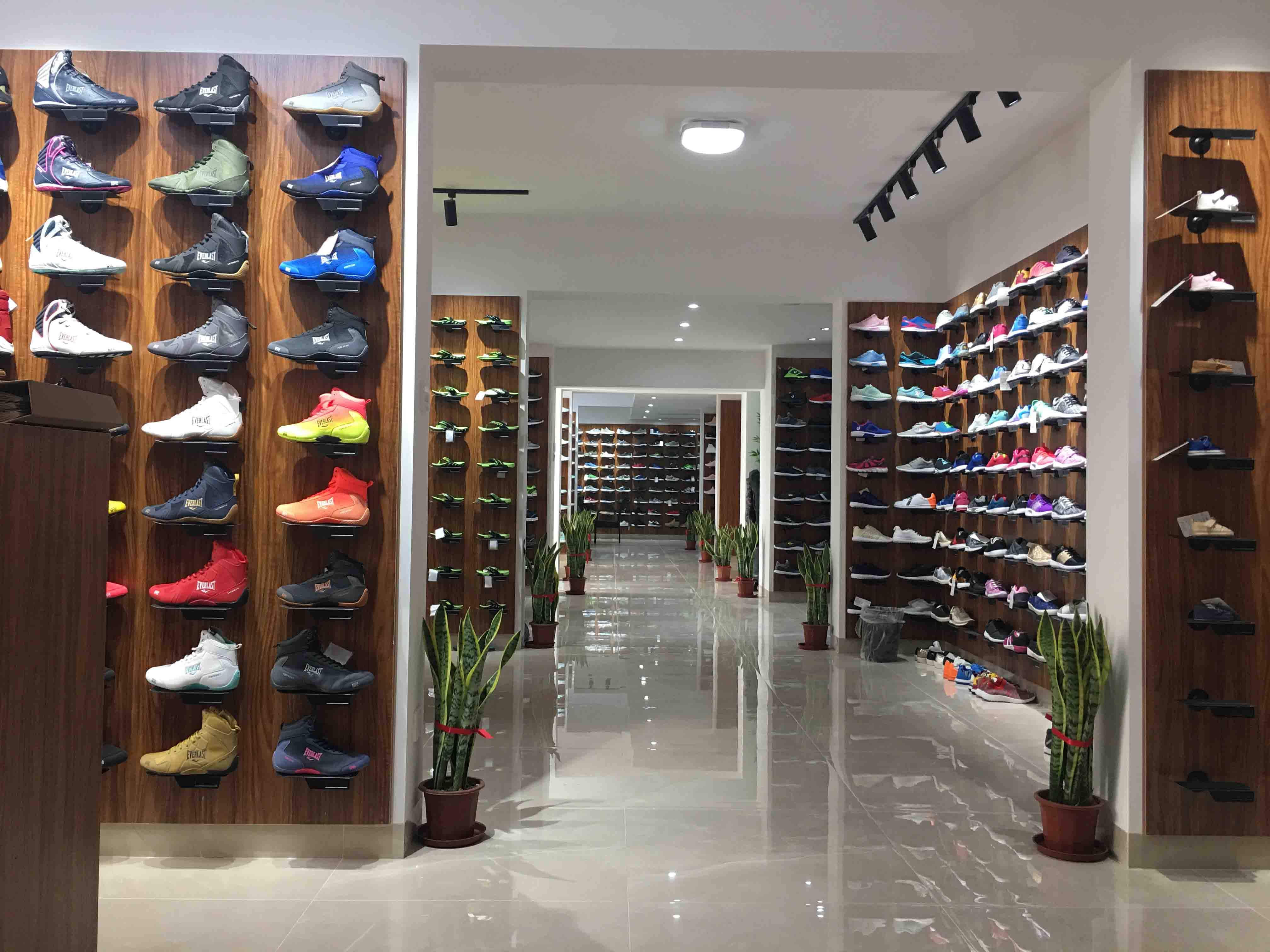 Xiamen Wellrich Footwear Limited
