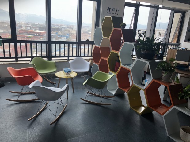 Ningbo Kareer Import & Export Co., Ltd.